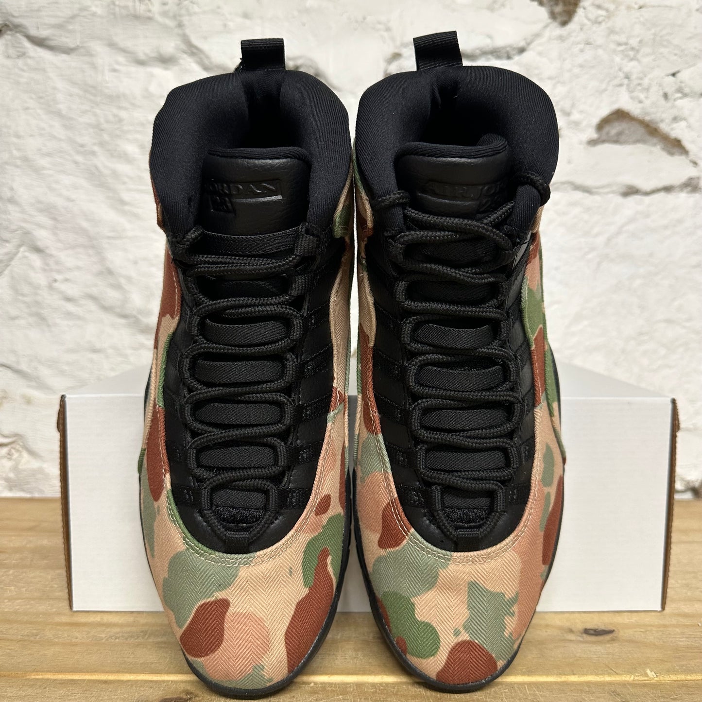 Air Jordan 10 Duck Camo Sz 9.5