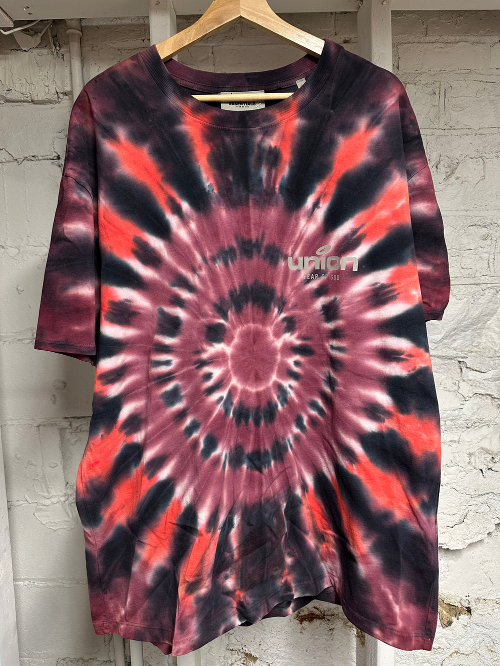 Fear of God Essentials x Union LA Tie Dye T-Shirt Sz M DS