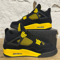 Air Jordan 4 Thunder Sz 9