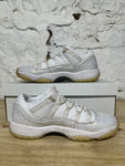 Air Jordan 11 Low Frost White Sz 8.5Y
