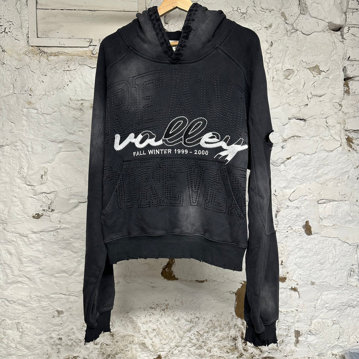 Vale Midnight Black Hoodie Sz S