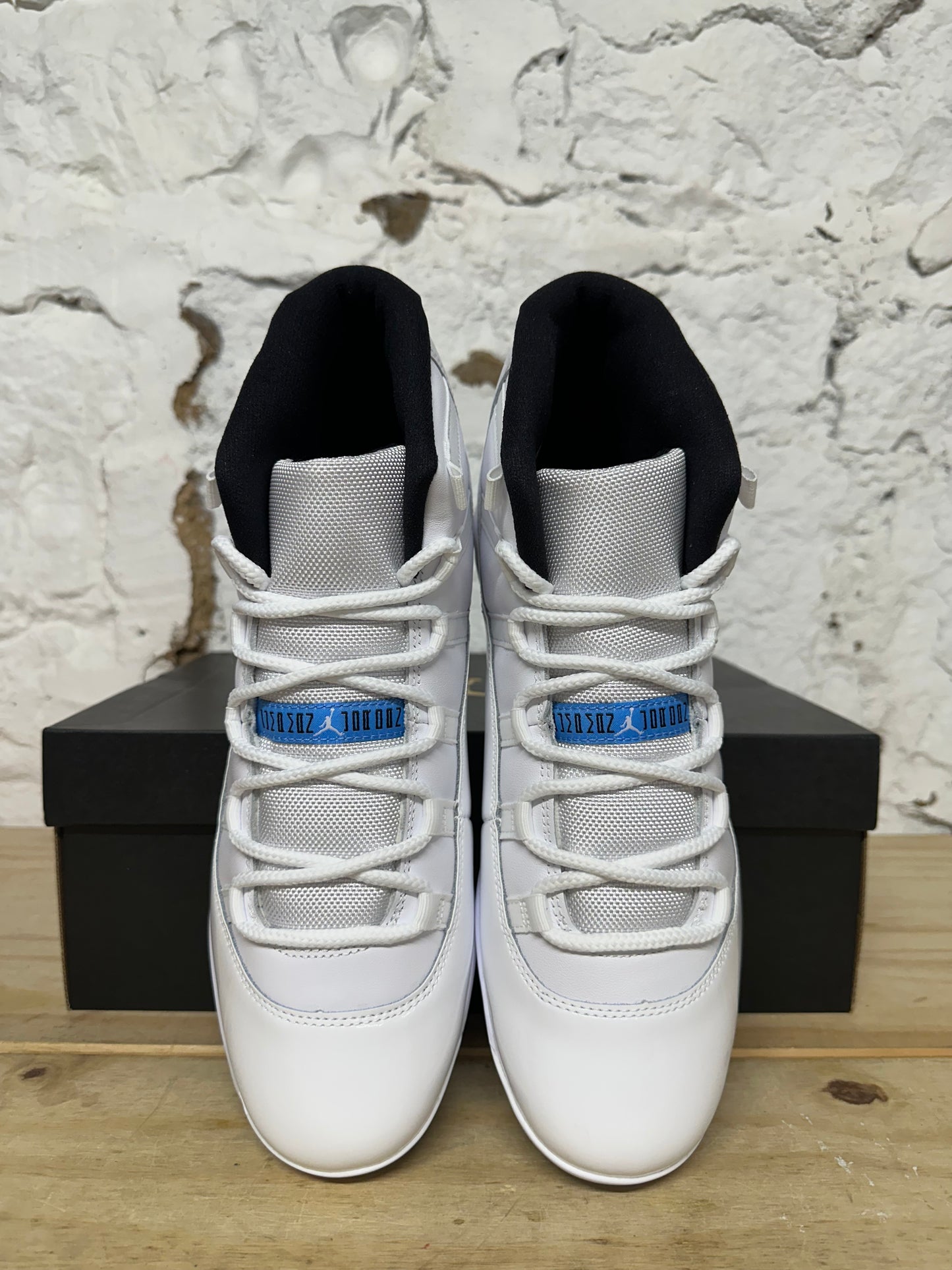Air Jordan 11 Retro MCS Legend Blue Sz 11.5 DS