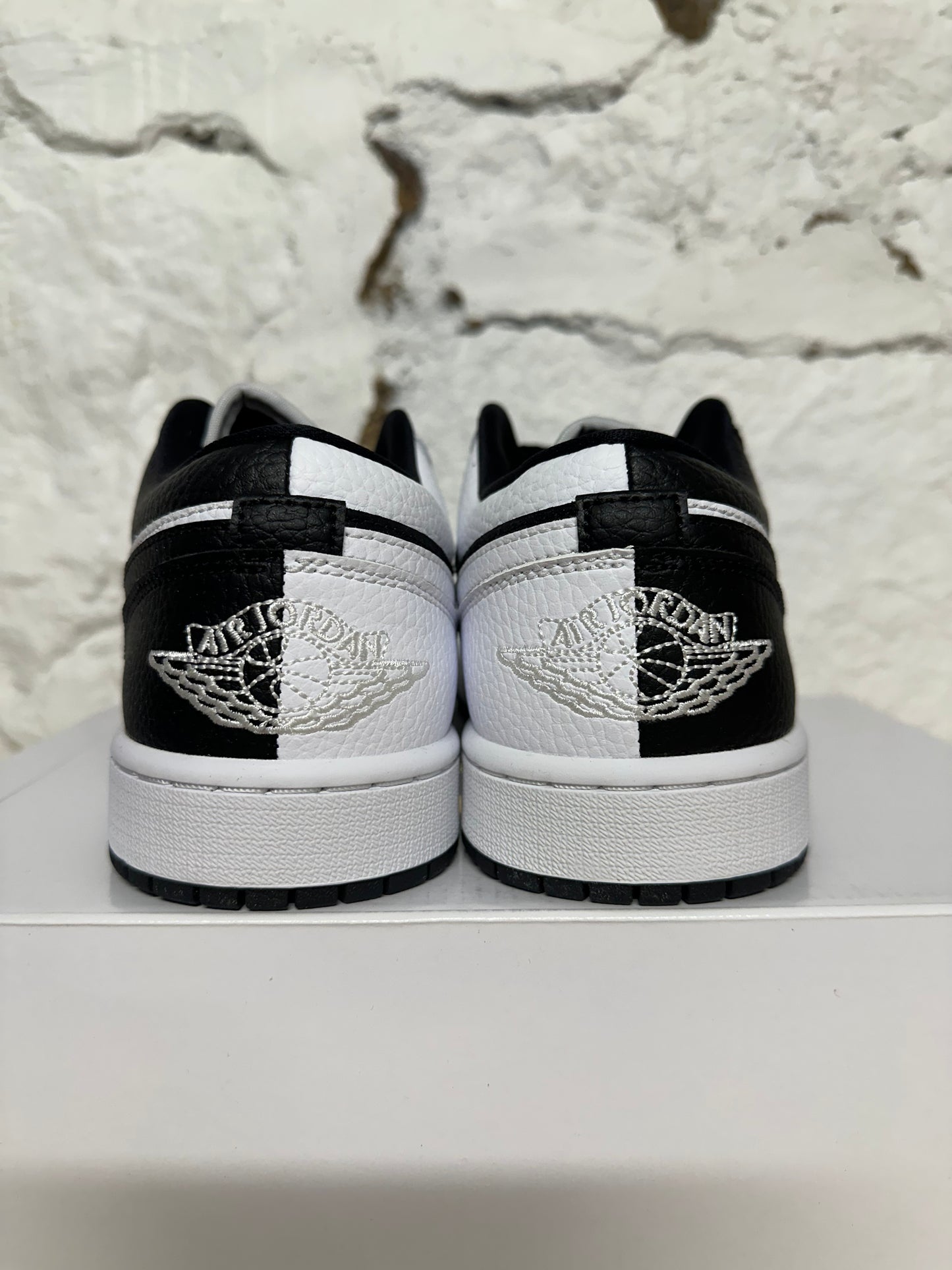 Air Jordan 1 Low Homage Split Black White Sz 10.5 (12W) DS