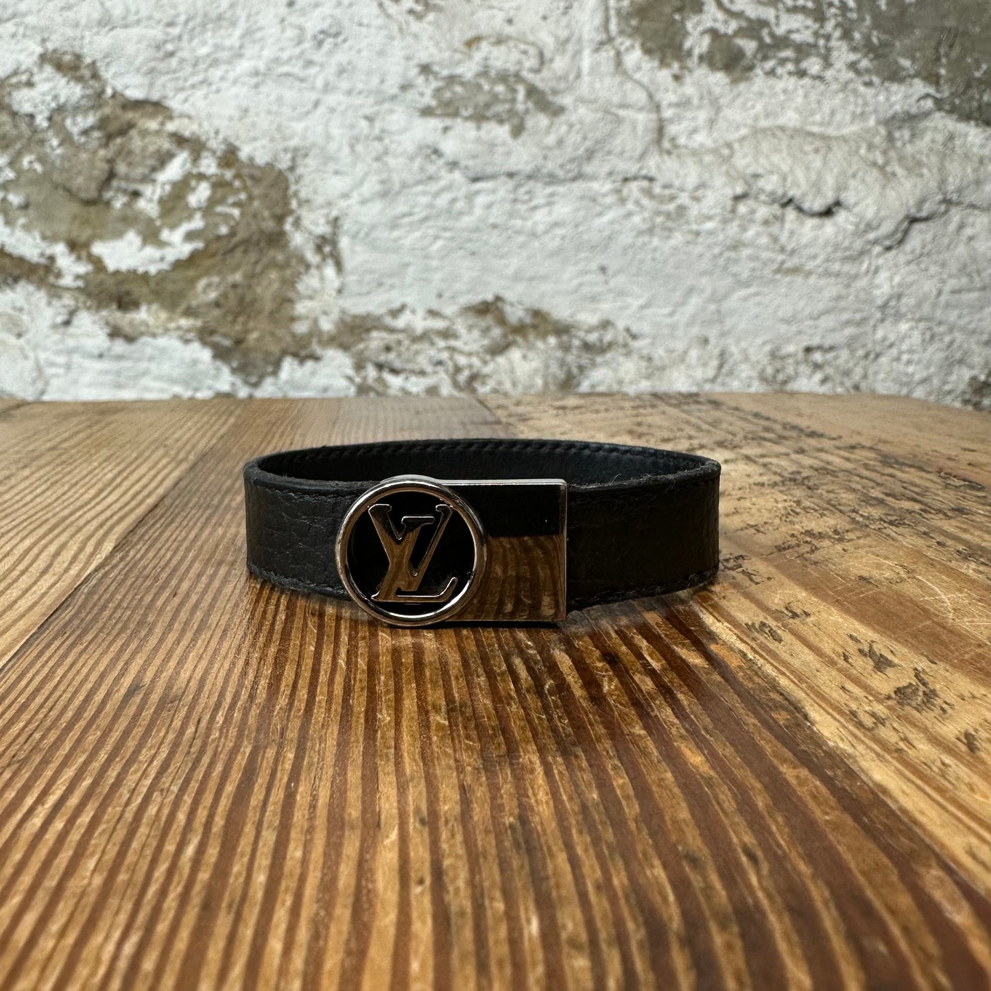Louis Vuitton Silver Clip Black Bracelet Sz 19
