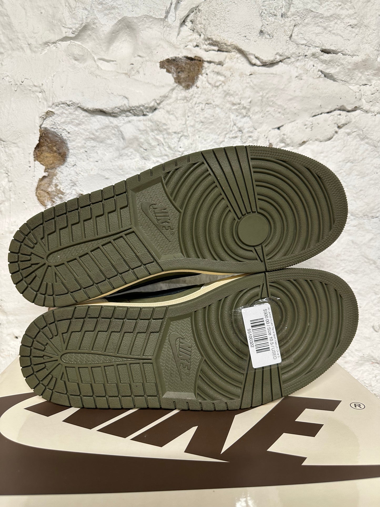 Air Jordan 1 Low Travis Scott Medium Olive Sz 10.5