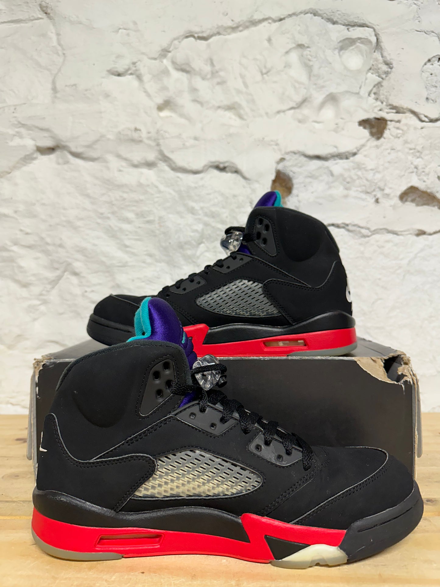 Air Jordan 5 Top 3 Sz 9.5