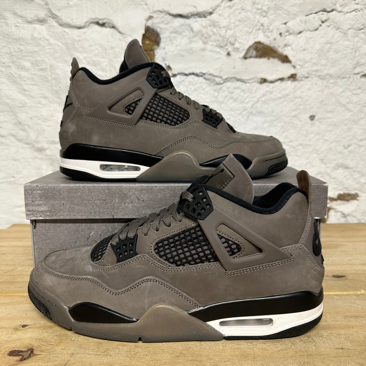 Air Jordan 4 Cave Stone Sz 11