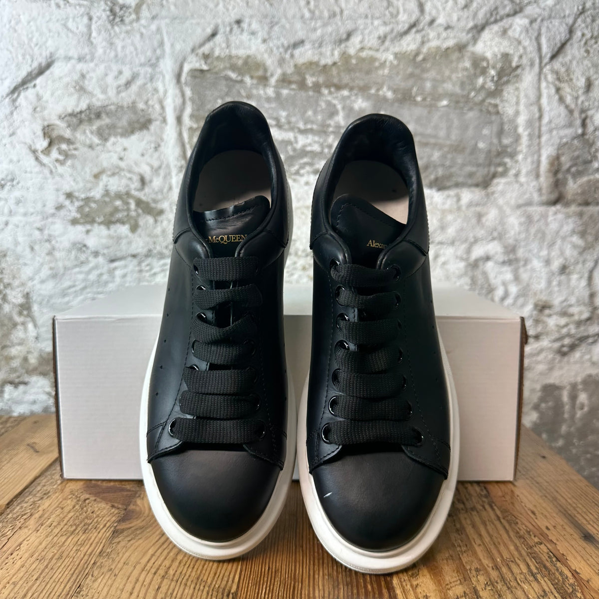 Alexander McQueen Black White Sole Sneaker Sz 6.5 (39)