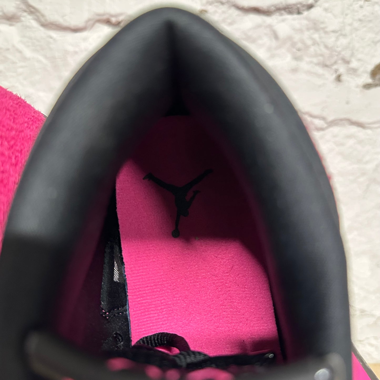 Air Jordan 14 Low Shocking Pink Sz 10.5 (12W)