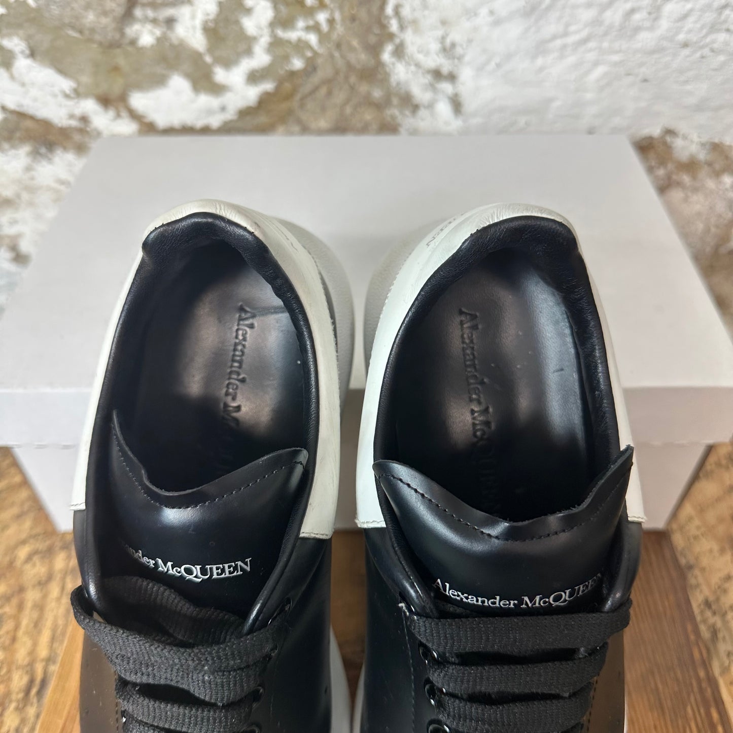 Alexander Mcqueen White Tab Black White Sneaker Sz 8 (41)