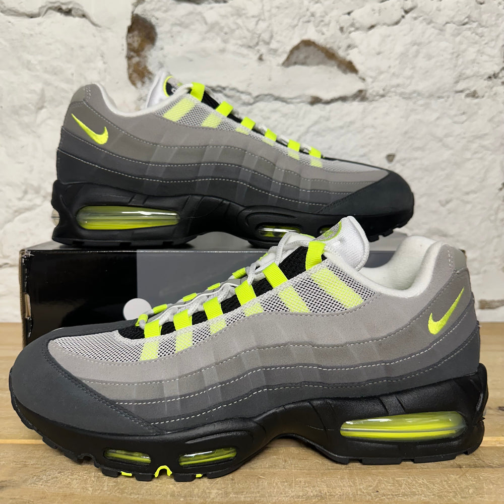 Nike Air Max 95 Neon Big Bubble Sz 13 DS