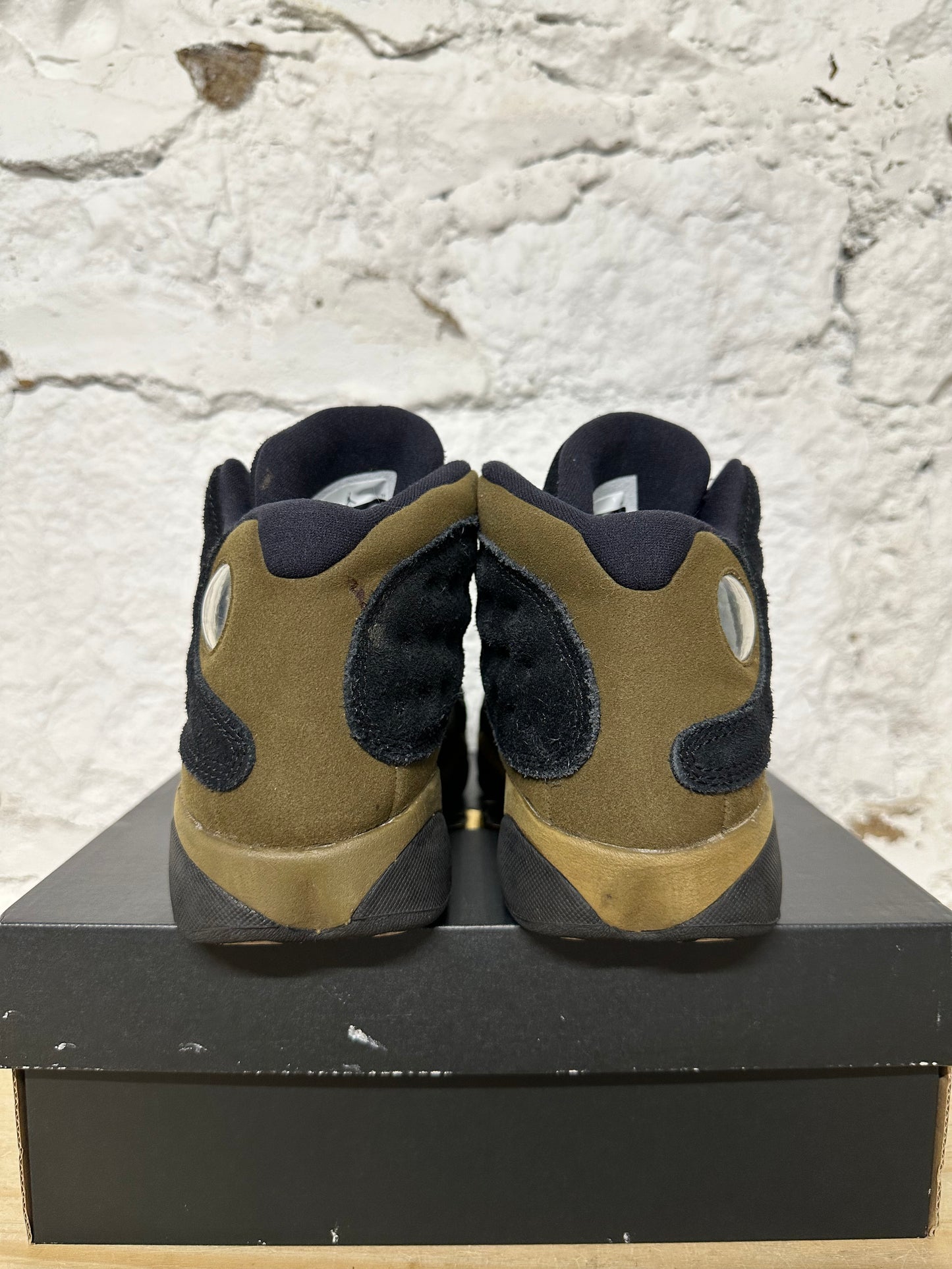 Air Jordan 13 Olive Sz 5Y