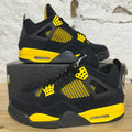 Air Jordan 4 Thunder Sz 9