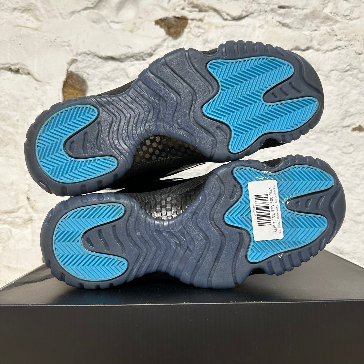 Air Jordan 11 High Gamma Blue (2025) Sz 7.5