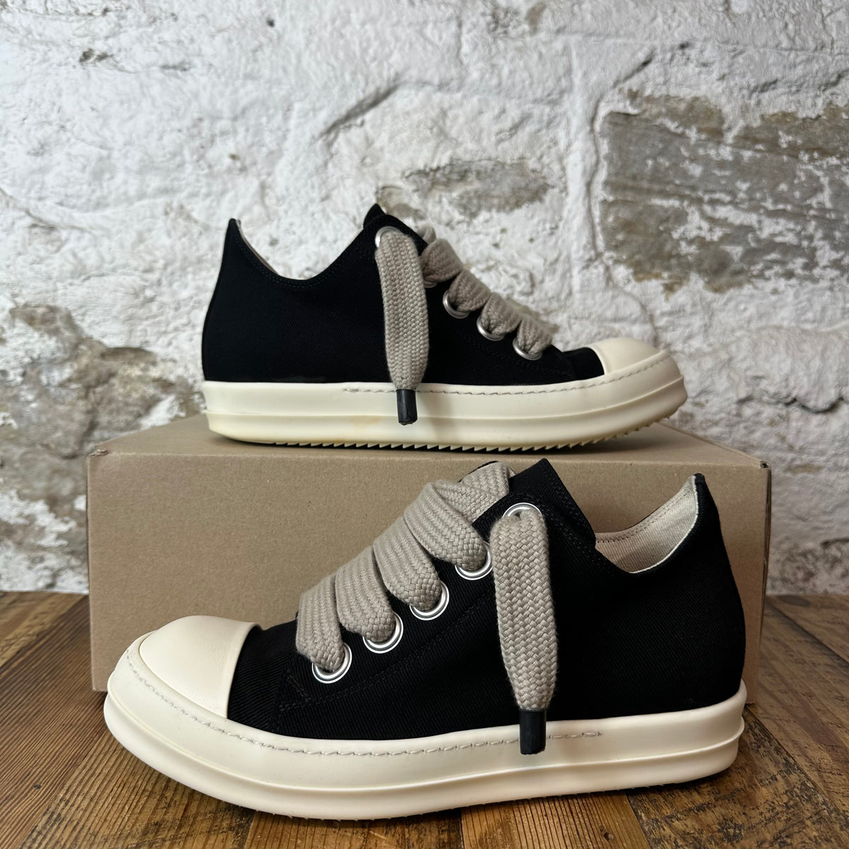 Rick Owens Jumbo Lace Black Milk Sneaker Sz 9 (42)