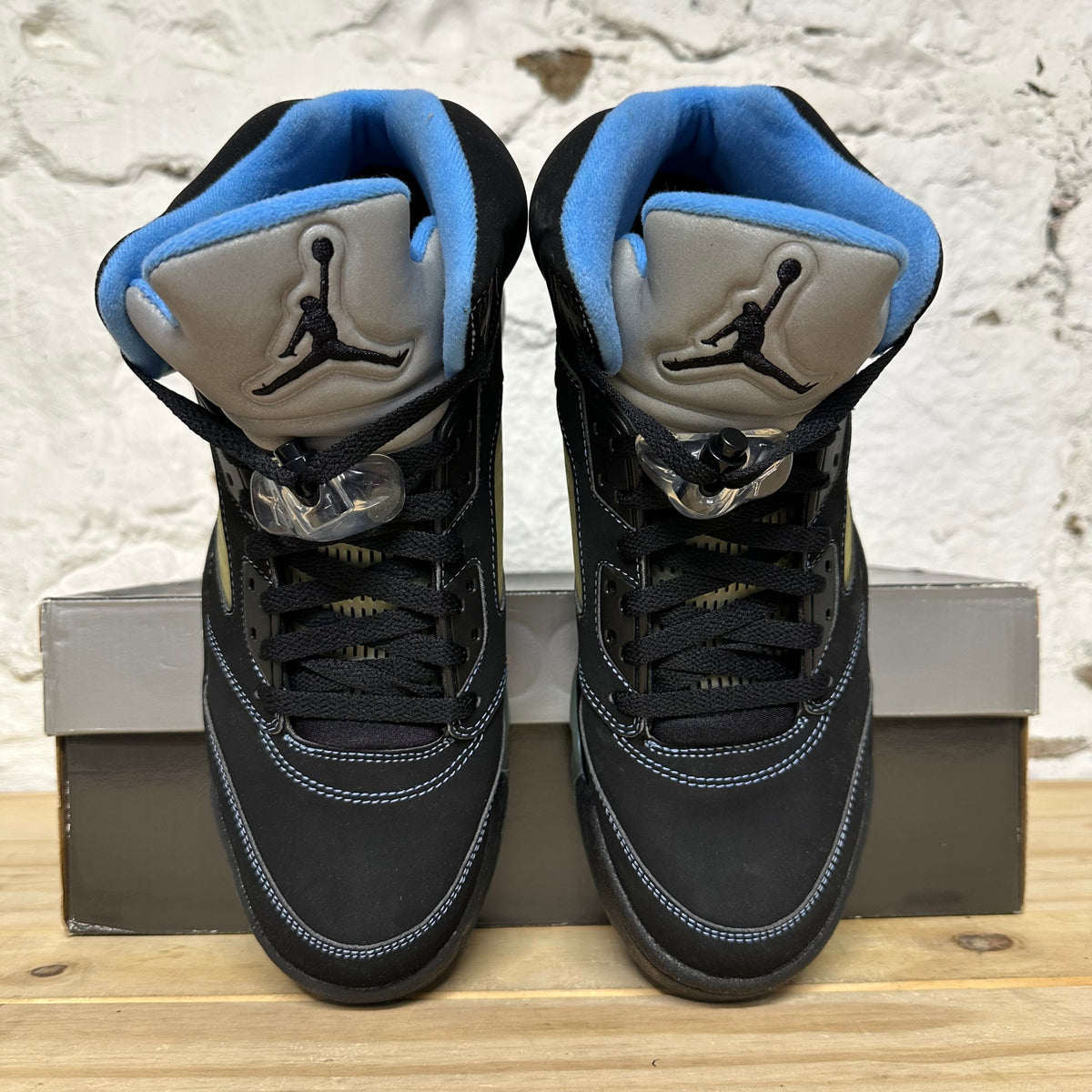 Air Jordan 5 UNC (2006) Sz 10 DS
