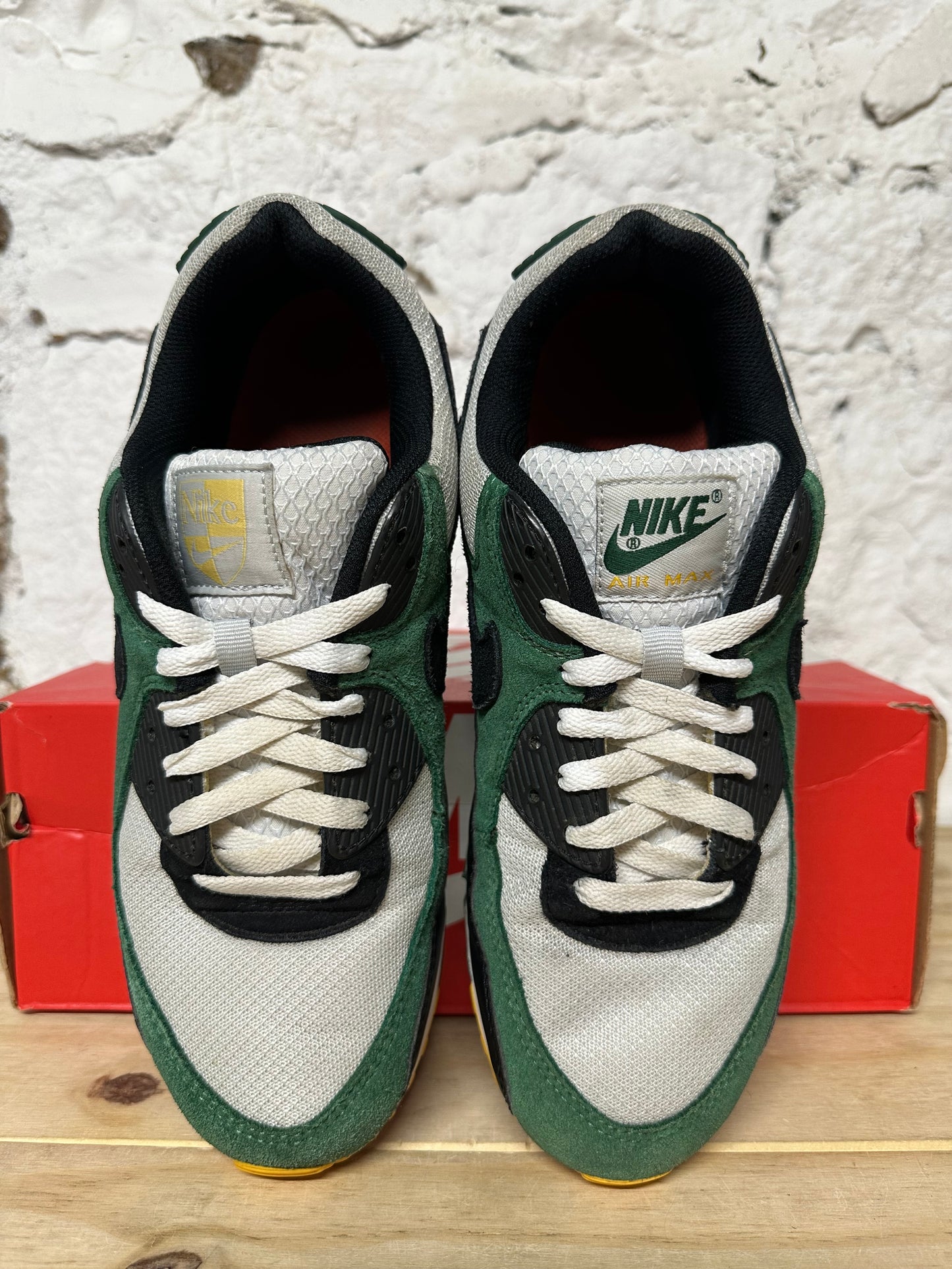 Nike Air Max 90 Gorge Green Sz 9
