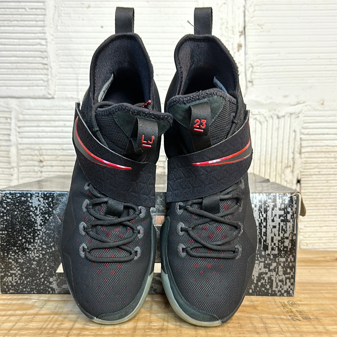Nike LeBron 14 Bred Sz 12