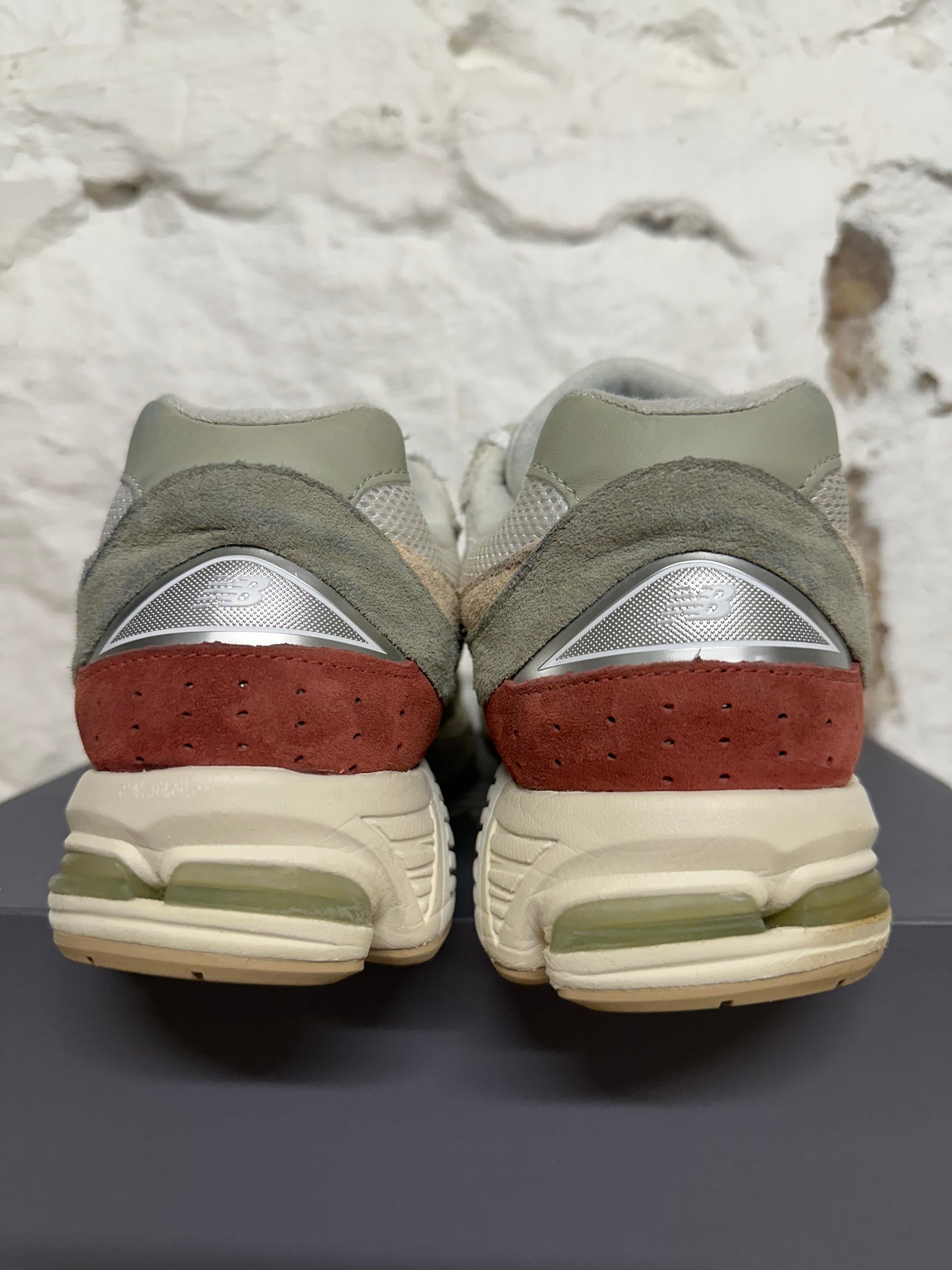 New Balance 2002R Festival Sz 11