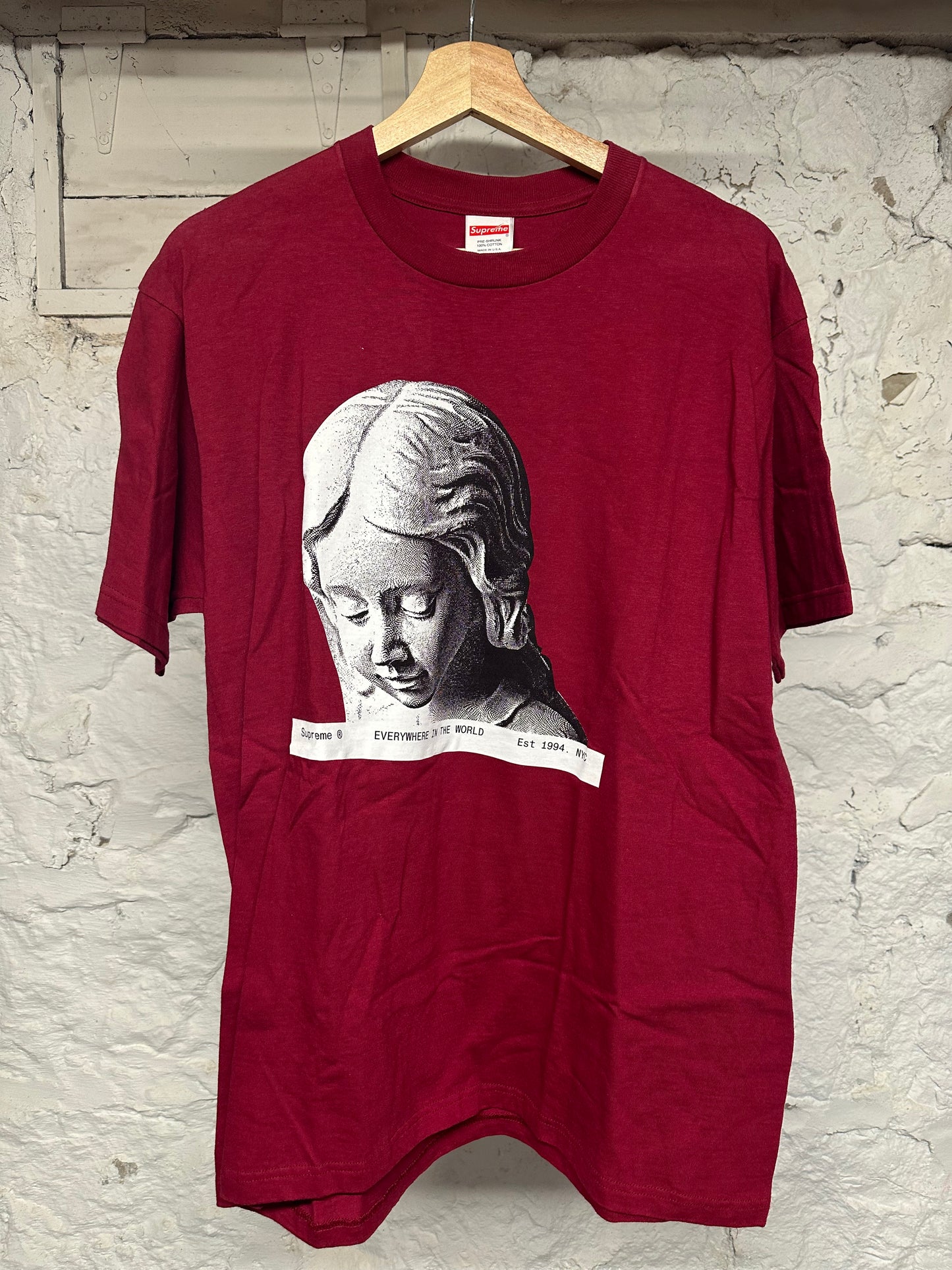 Supreme Everywhere Red T-Shirt Sz M DS
