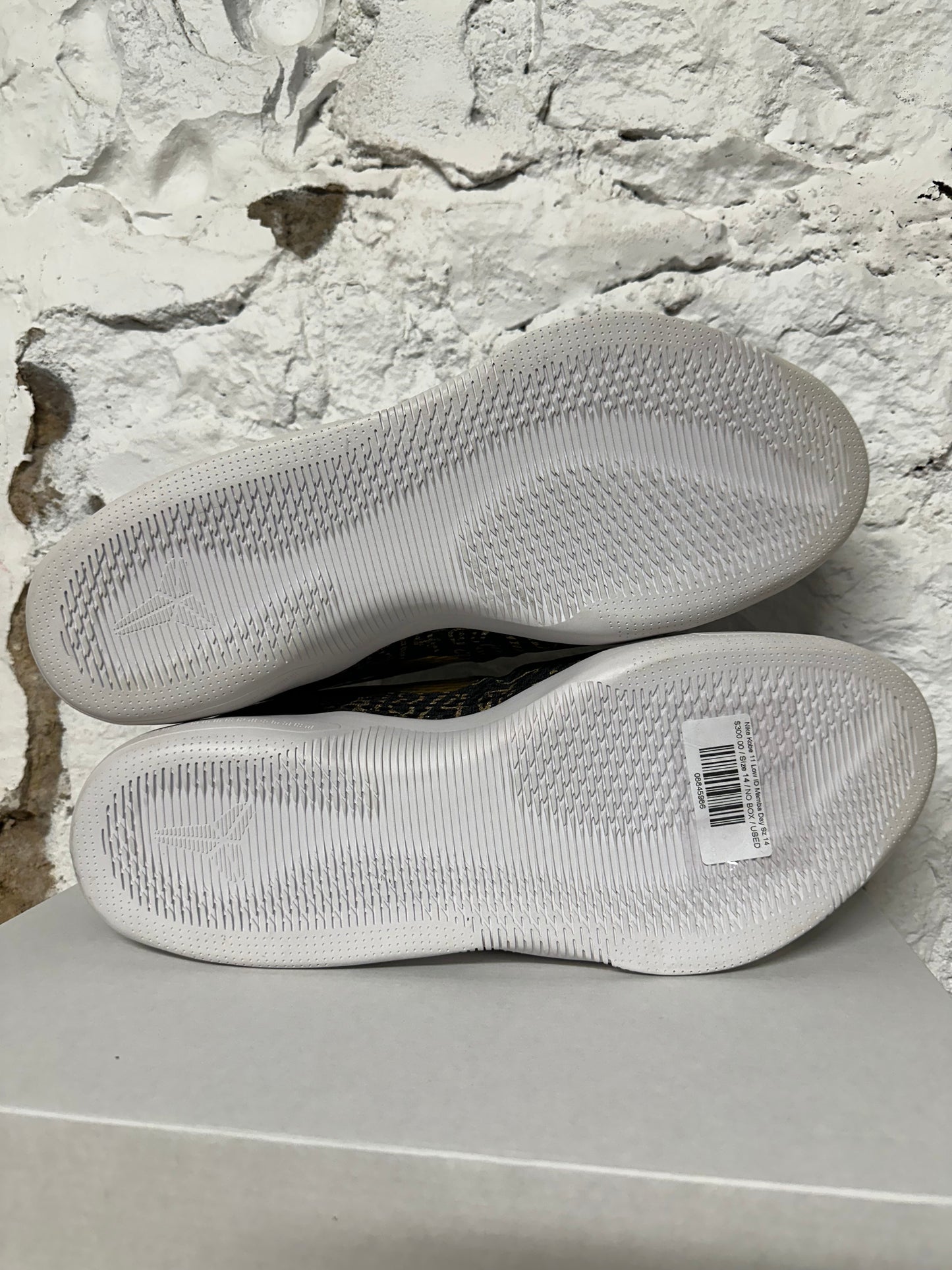 Nike Kobe 11 Elite Low ID Mamba Day Sz 14
