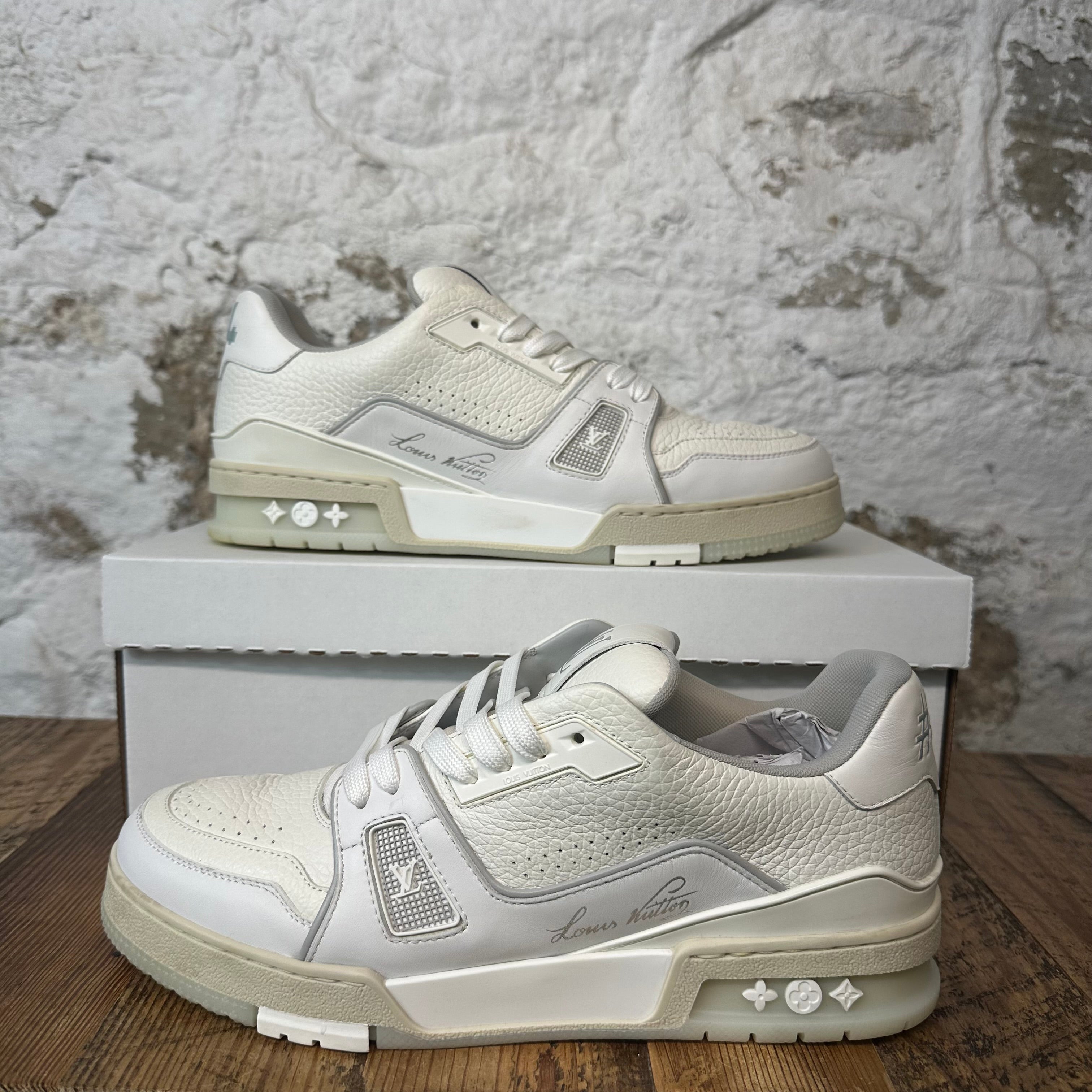 Louis Vuitton White Trainer Sneaker Sz 8.5 (7LV) No Box