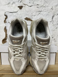 New Balance 9060 Oatmeal Sz 8