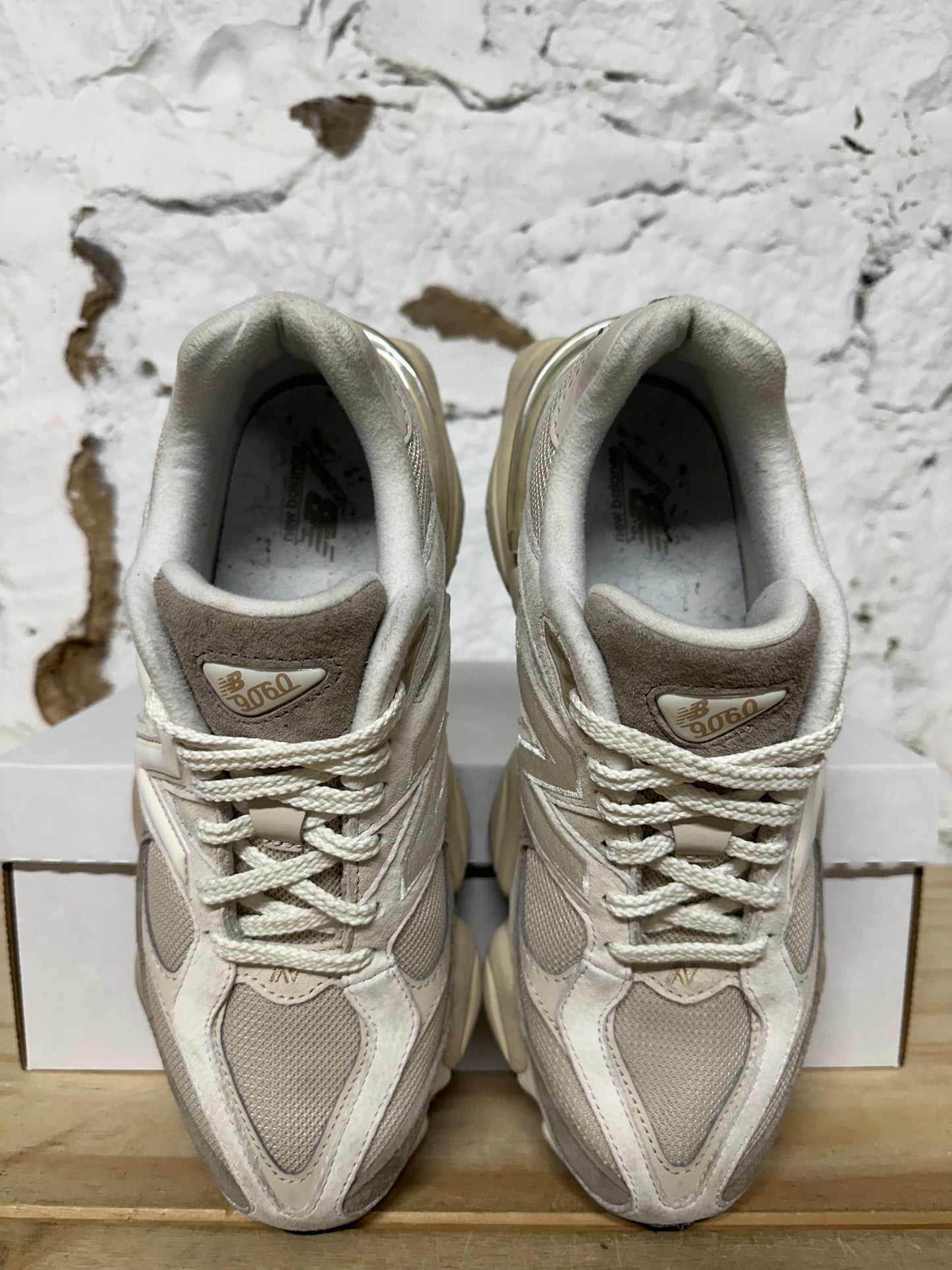 New Balance 9060 Oatmeal Sz 8
