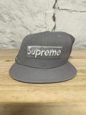 Supreme Summer Season Fitted Grey Sz 7.5
