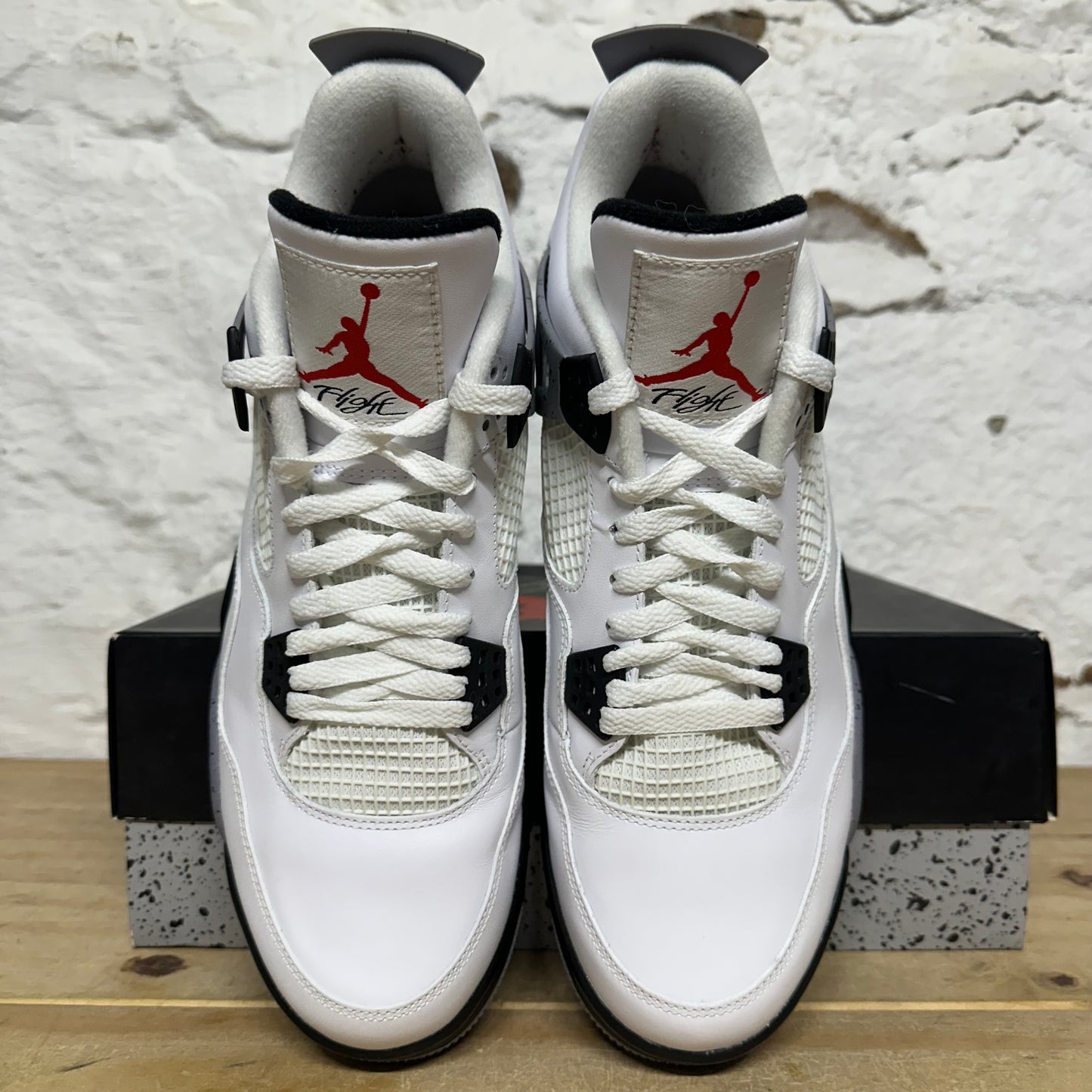 Air Jordan 4 White Cement (2012) Sz 11