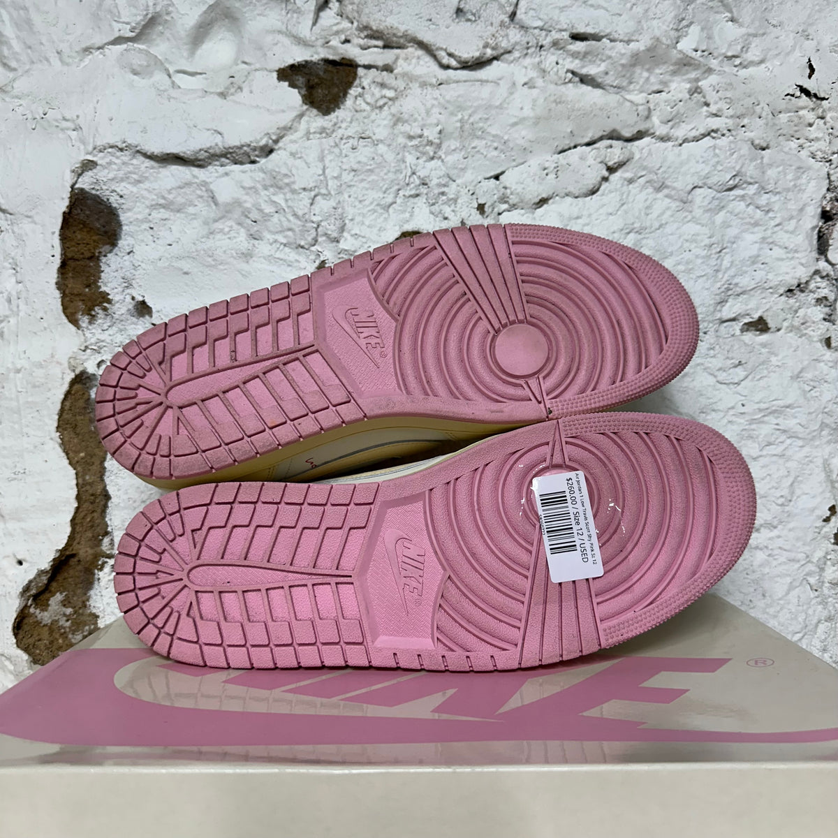 Air Jordan 1 Low Travis Scott Shy Pink Sz 12