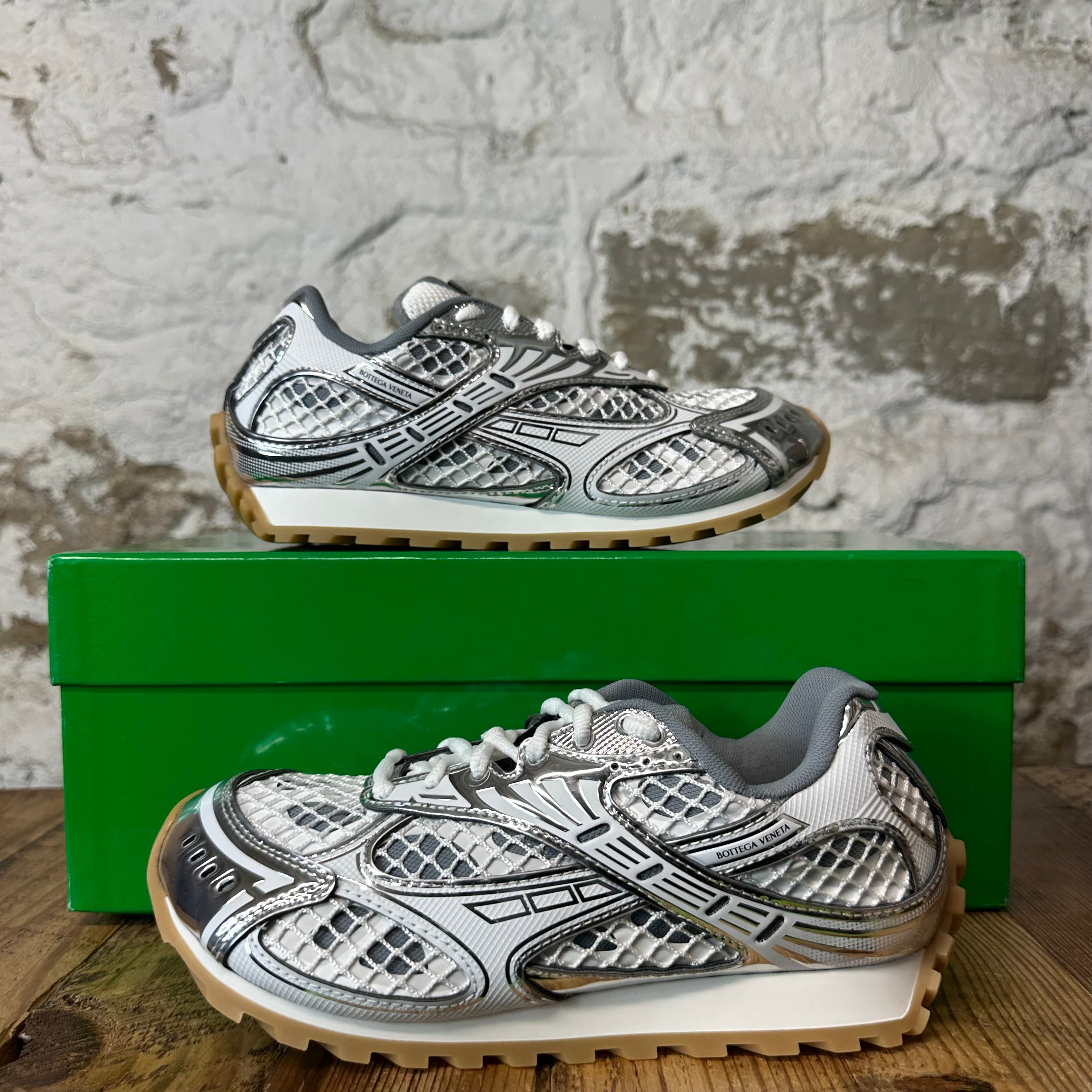 Bottega Veneta Silver White Orbit Sneaker Sz 5 (37) DS – The