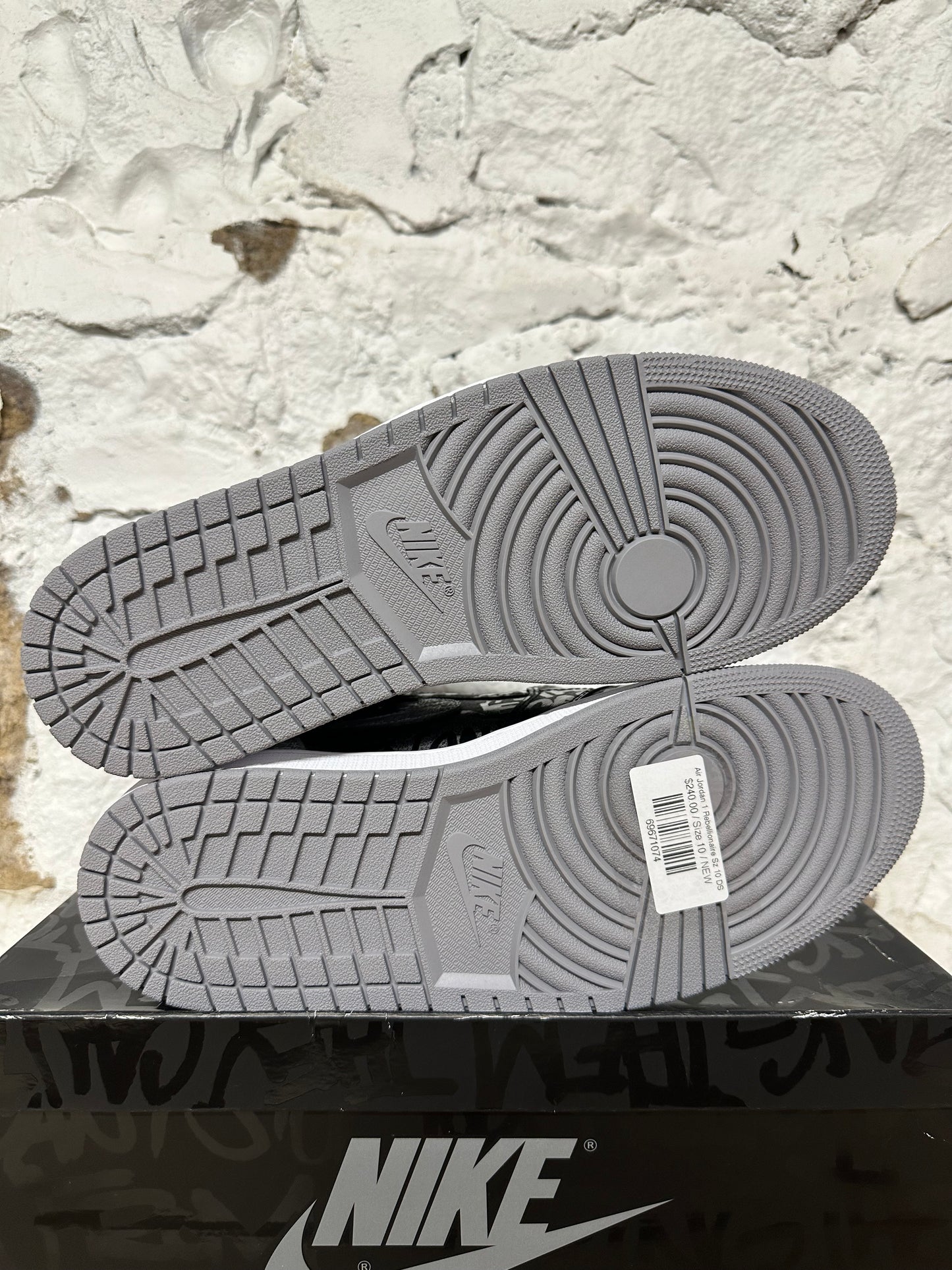 Air Jordan 1 High Rebellionaire Sz 10 DS