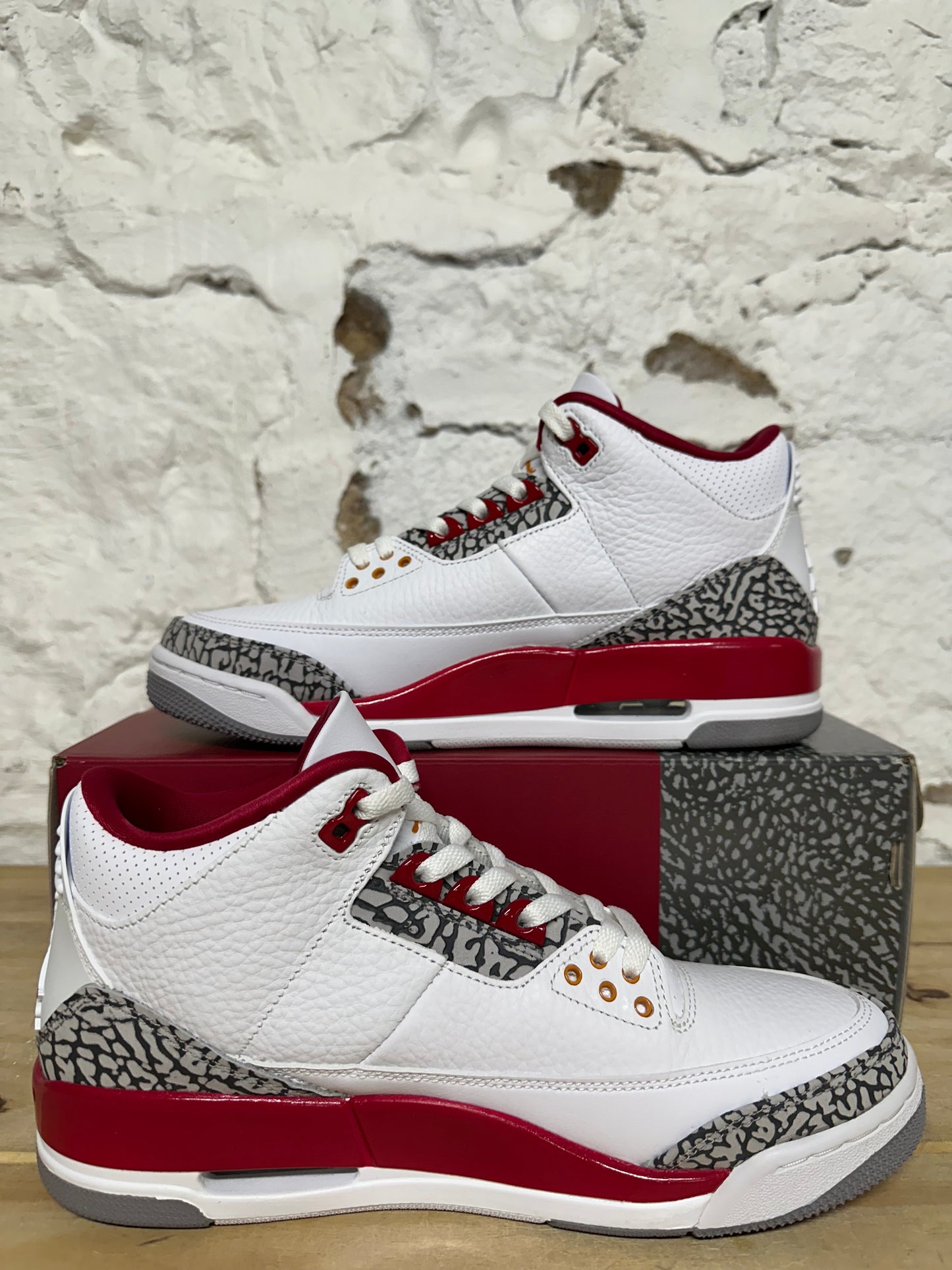 Air Jordan 3 Cardinal Sz 9