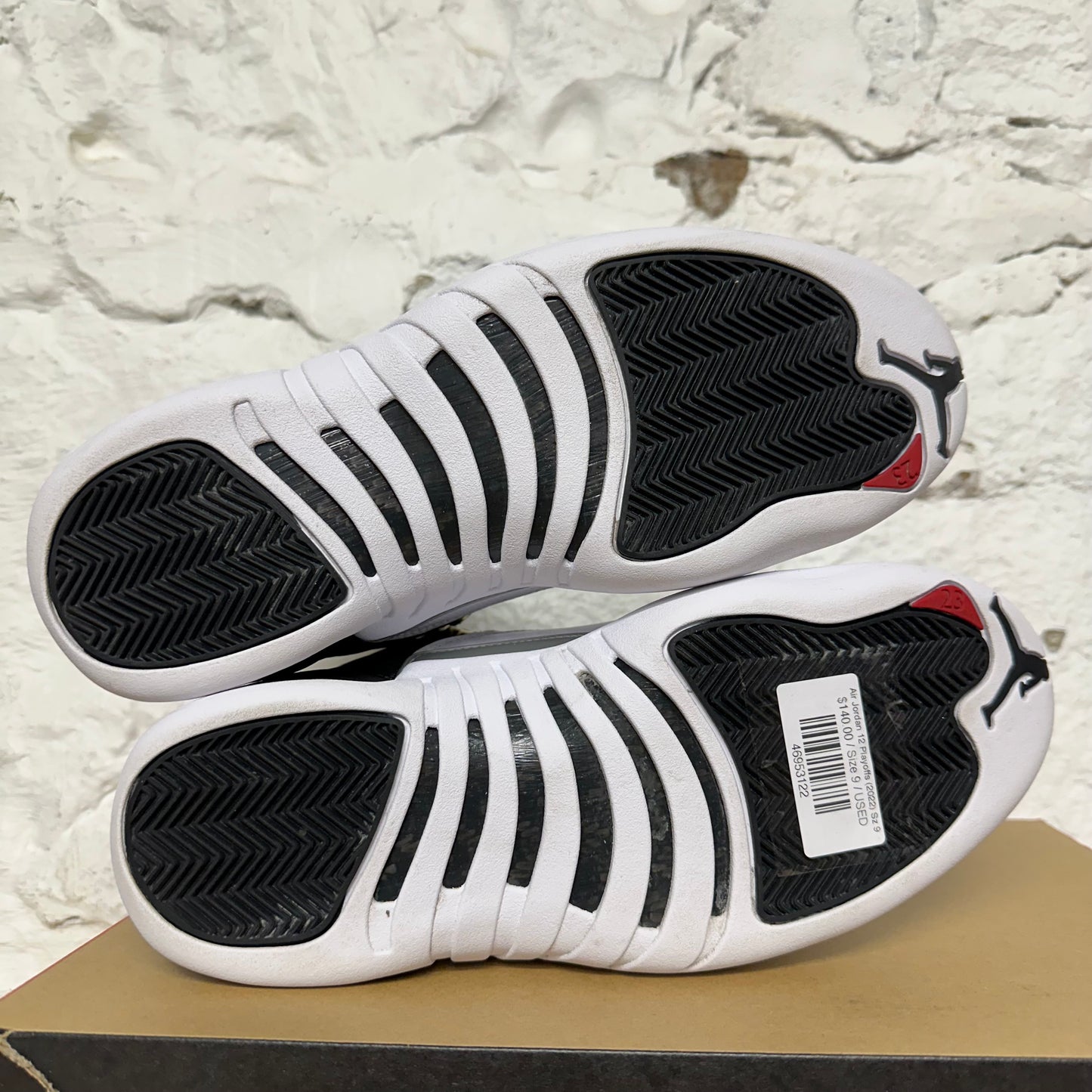 Air Jordan 12 Playoffs (2022) Sz 9