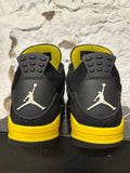 Air Jordan 4 Thunder Sz 9