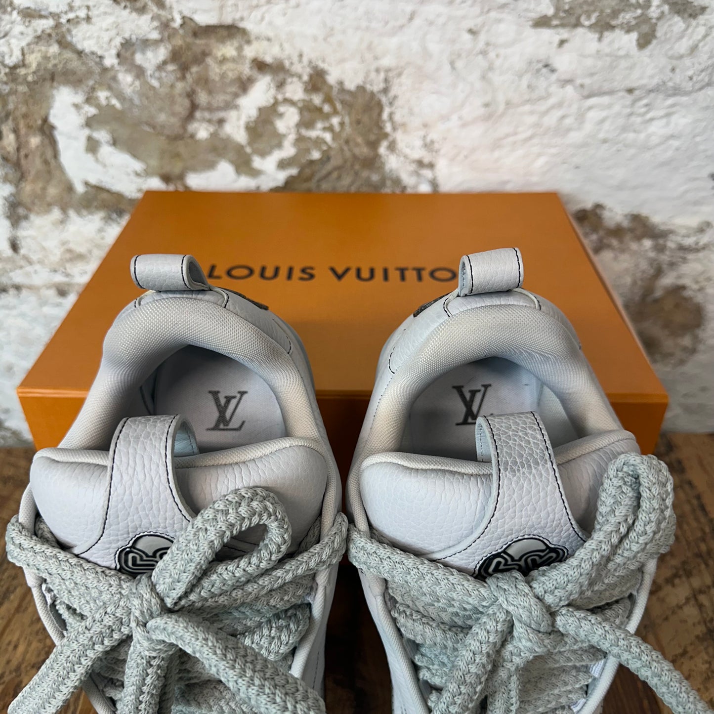 Louis Vuitton Grey Skate Sneaker Sz 7.5 (6LV)