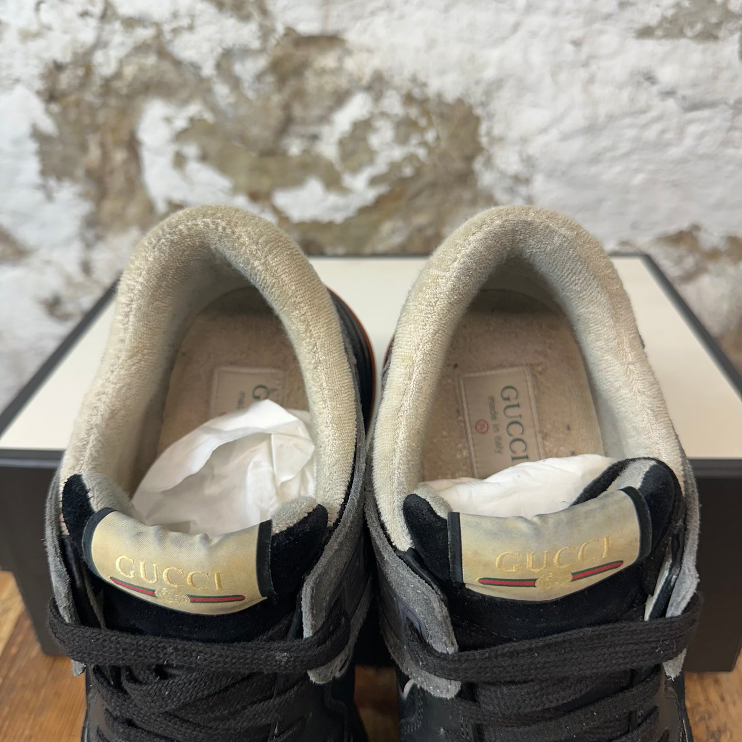 Gucci Ultrapace Black Orange Sneaker Sz 7.5