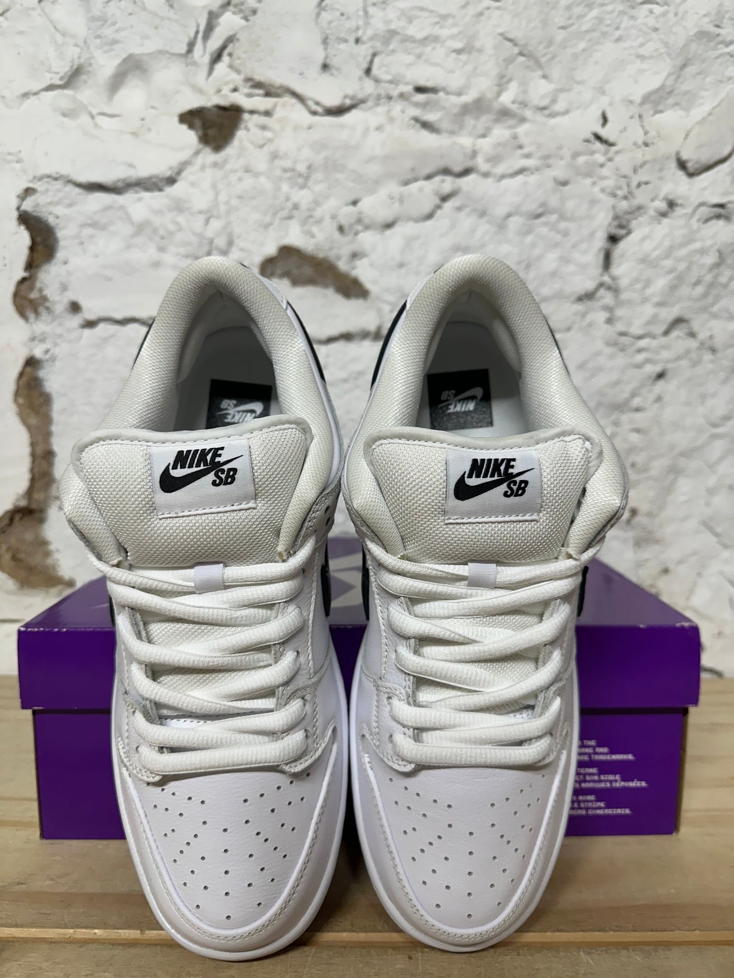 Nike SB Dunk Low White Gum Sz 9.5 DS