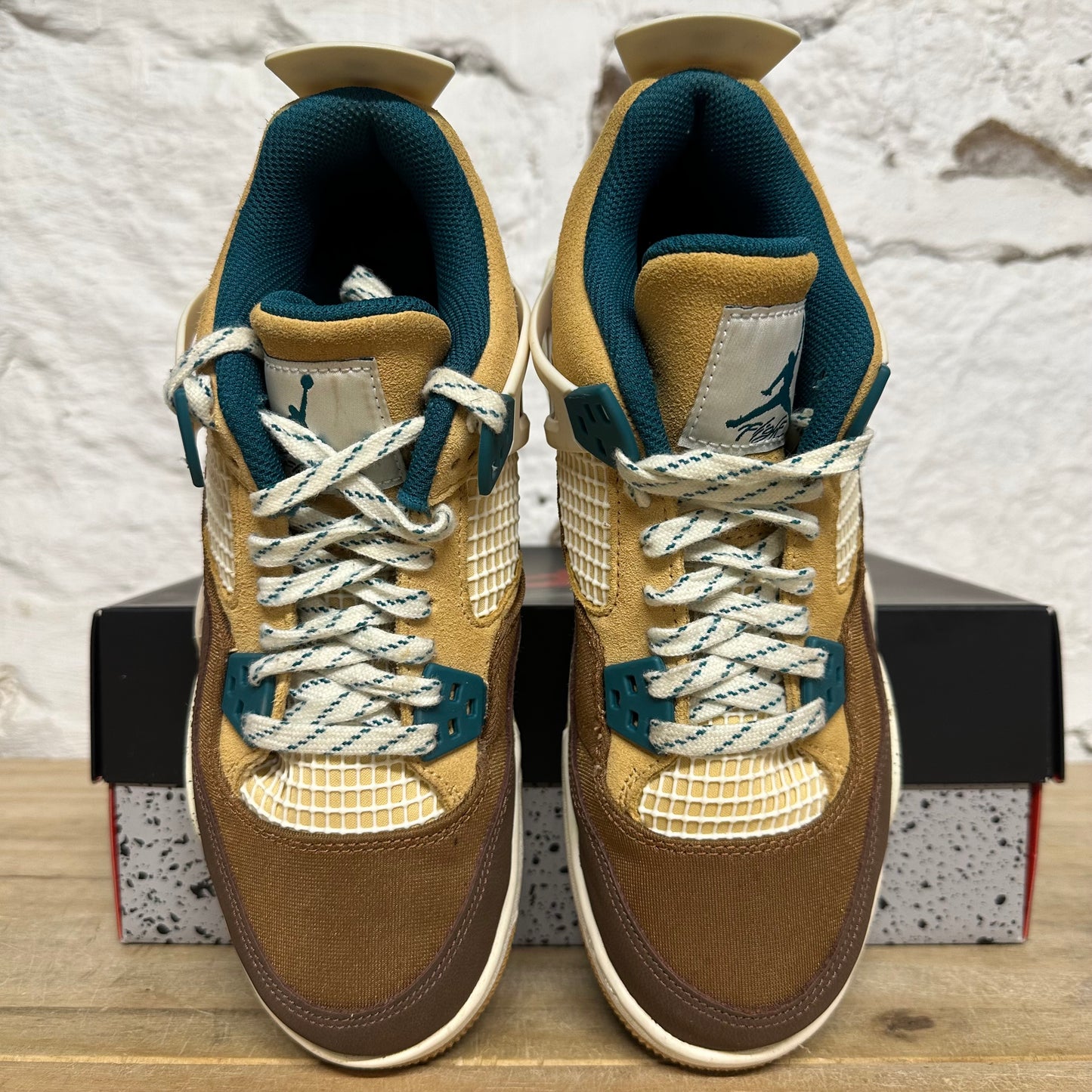 Air Jordan 4 Cacao Wow Sz 6Y