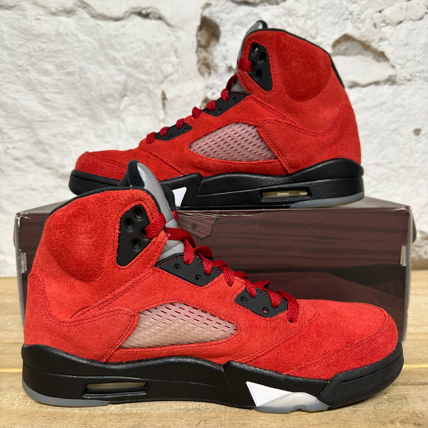 Air Jordan 5 Raging Bull Sz 8.5