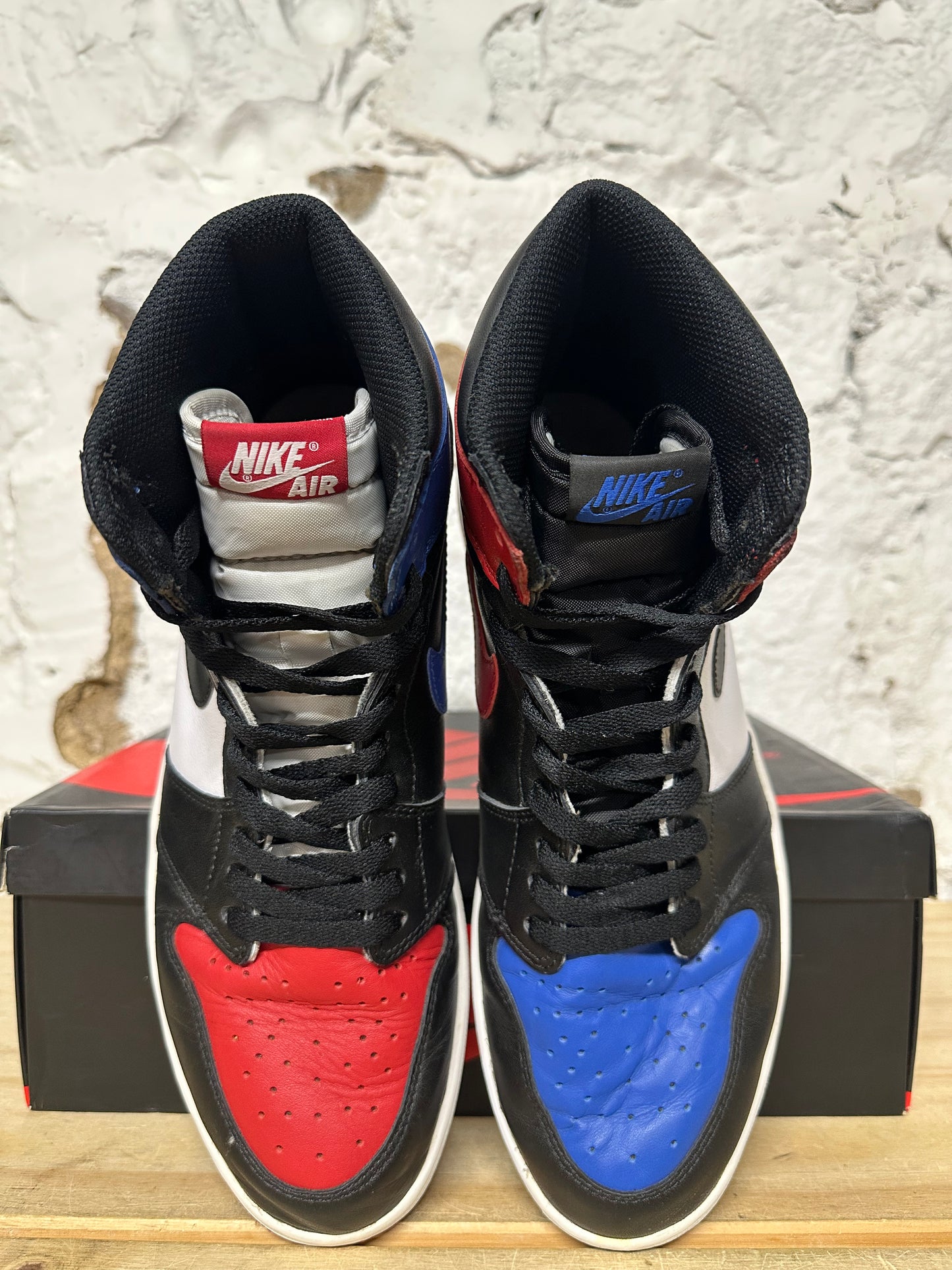 Air Jordan 1 Top 3 Sz 11