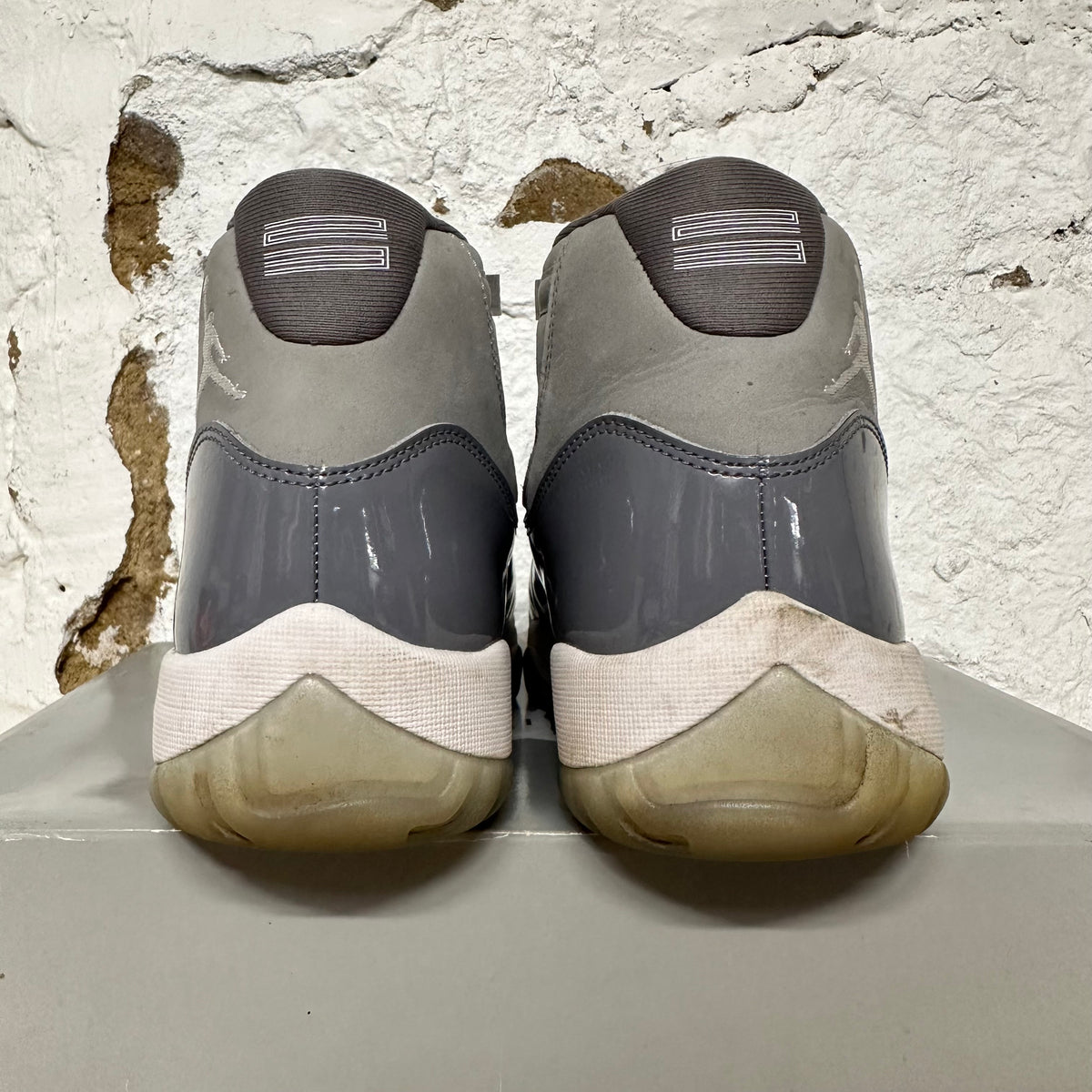 Air Jordan 11 High Cool Grey Sz 9.5