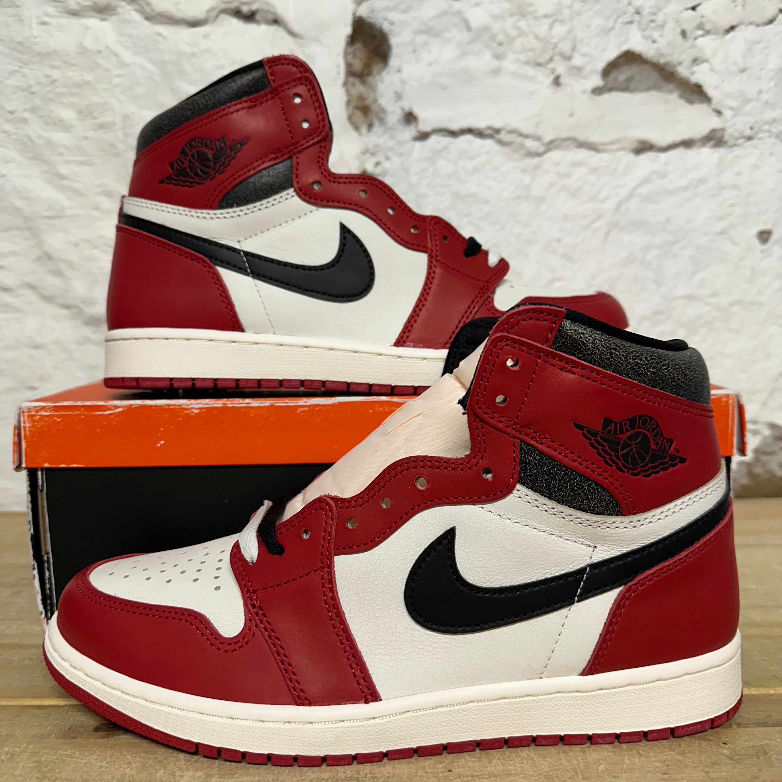 Air Jordan 1 High Chicago Lost and Found Sz 10 DS