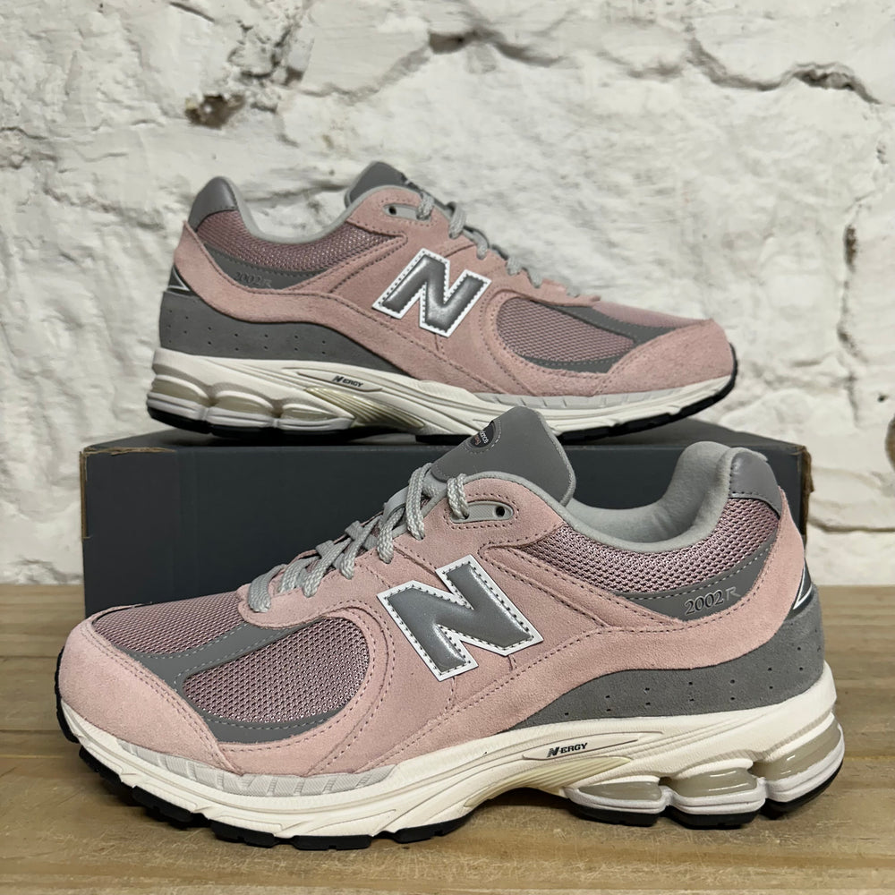 New Balance 2002R Orb Pink Sz 12 DS