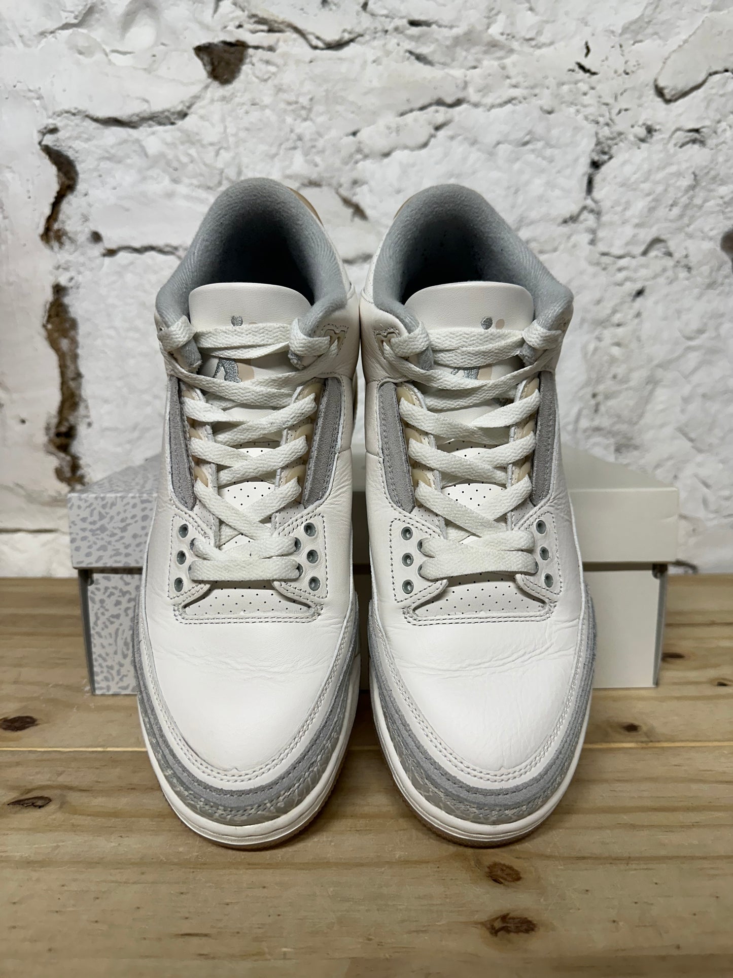 Air Jordan 3 Craft Ivory Sz 9