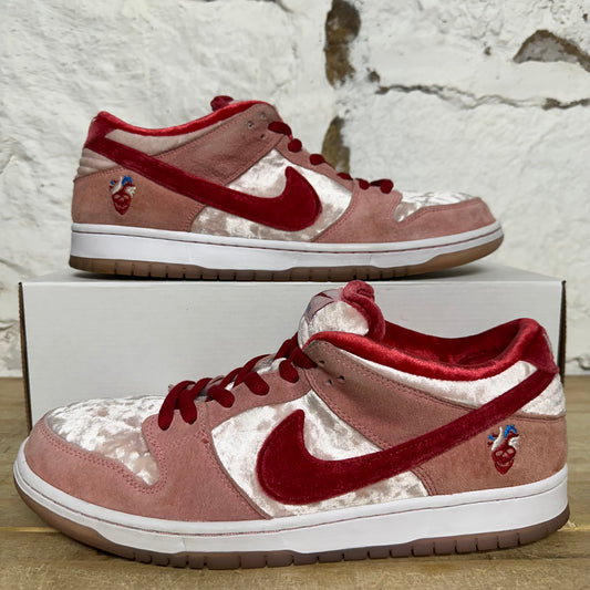 Nike Dunk Low Strange Love Sz 11.5