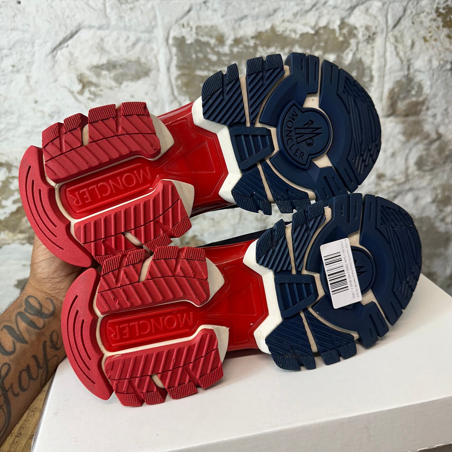 Moncler Leave No Trace Navy Red White Sneaker Sz 7 (40)