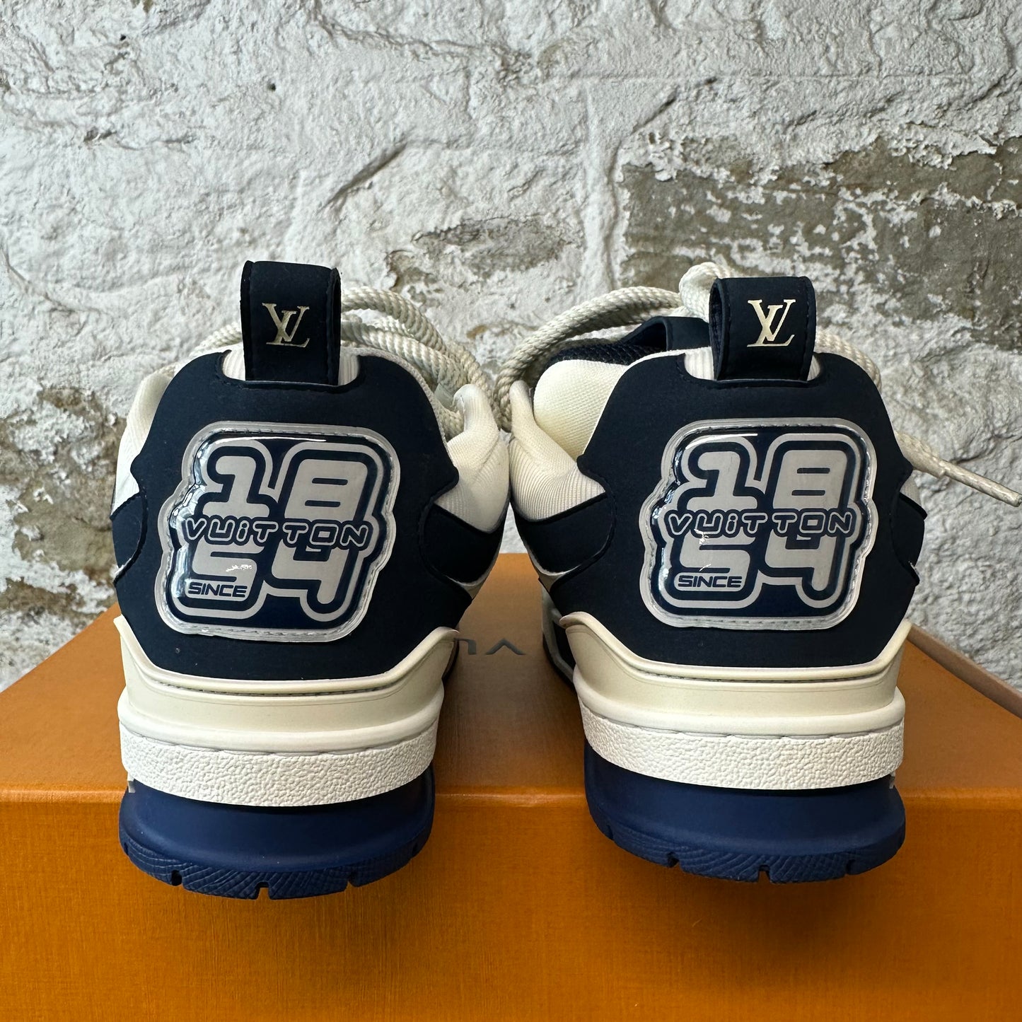 Louis Vuitton Navy White Skate Sneaker Sz 7.5 (6LV)