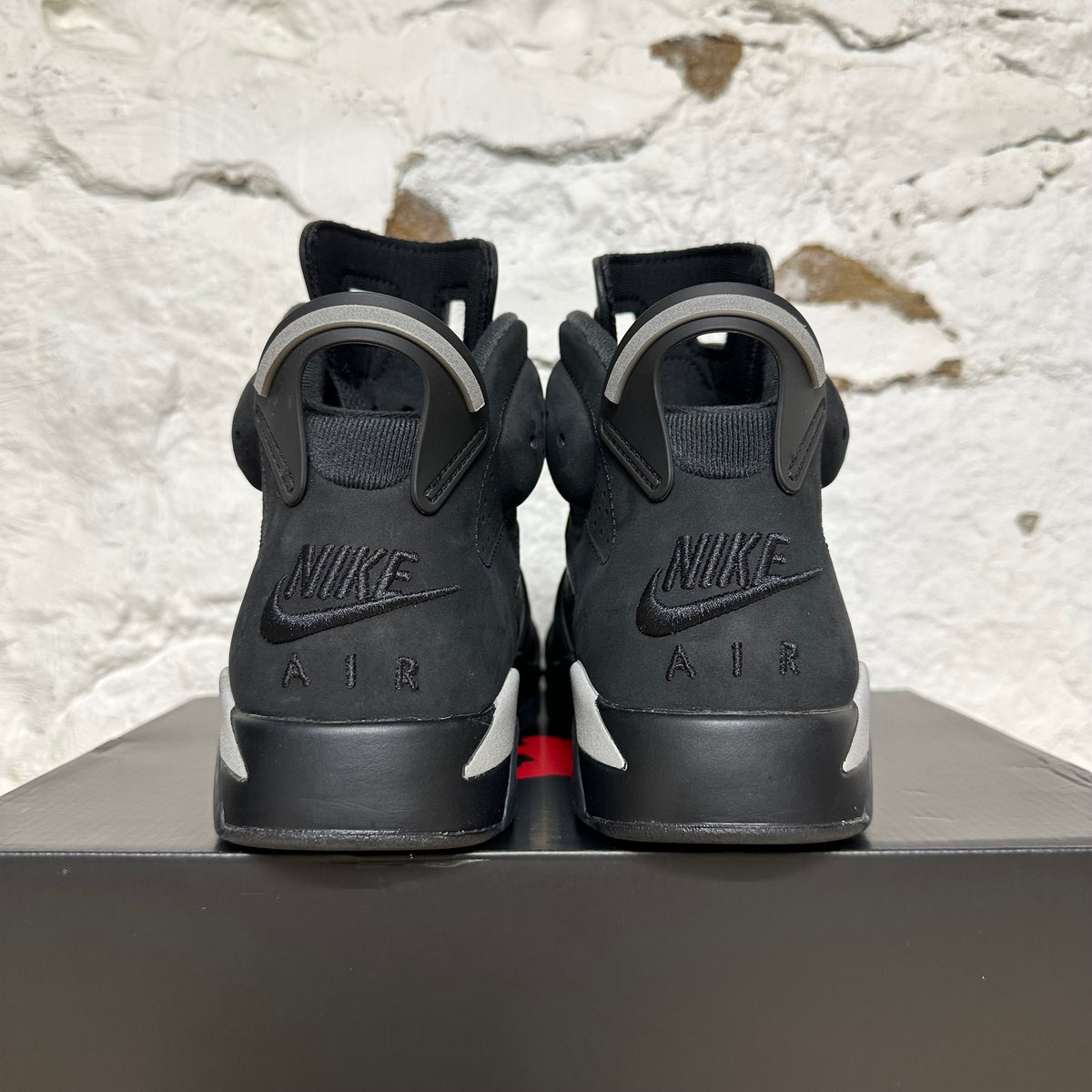 Air Jordan 6 Cap and Gown Sz 8.5